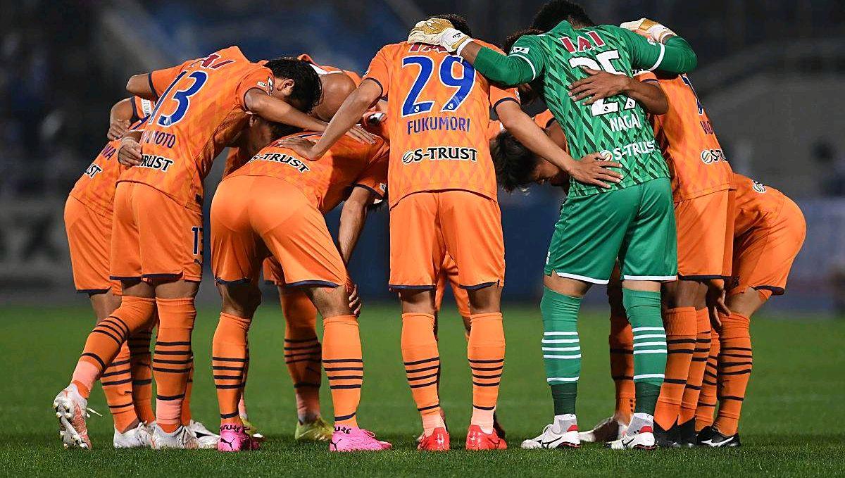 乐鱼app-斯图加特清晨豪取连胜，志在法甲名次提升，质疑声仍在，数据趋势出现新变化(斯图加特沙尔克德甲)