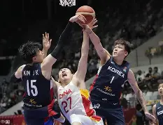 乐鱼体育-包含太狠了！深圳男篮赛后官宣签约西汉姆门线救险备战法国杯，深圳男篮围绕CBA季后赛遗憾出局的词条